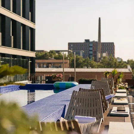 The Social Hub Poblenou * ברצלונה