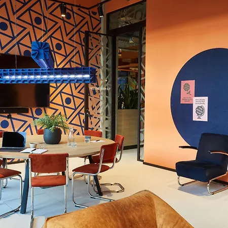 The Social Hub Poblenou Hotel 4*