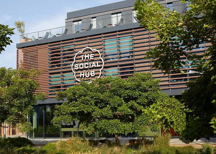 The Social Hub Poblenou فندق 4*